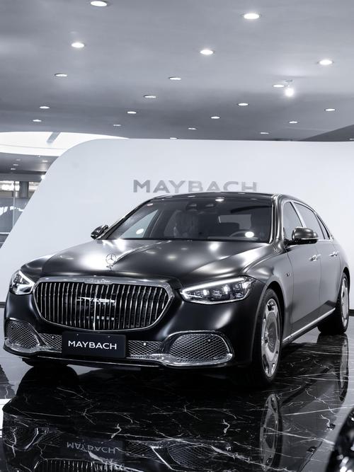 佛山141岚图汽车的售后服务让用户无忧出行，迈巴赫未来的豪华车趋势